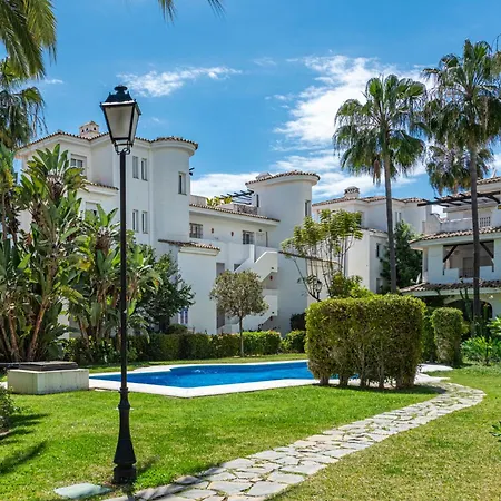 Naranjos Puerto Banus Apartment *